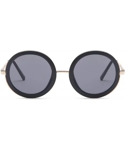 Square Womens UV400 Vintage Retro Sunglasses - Grey Lens on Gold & Black Frame - CZ182GQIDR4 $17.05
