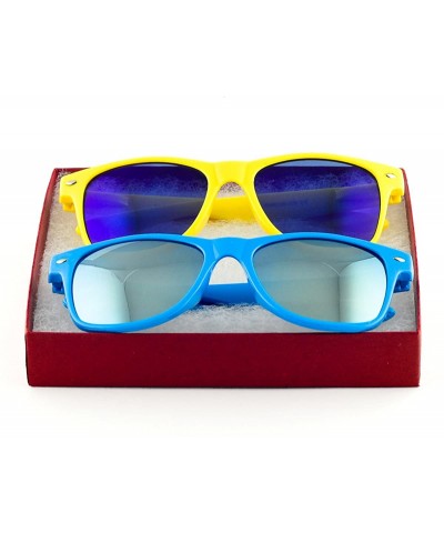 Wayfarer Vintage Retro Classic Lens Trendy Retro Classic Style Sunglasses - Yellow/Blue - CA11LBS20CD $8.10