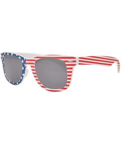 Wayfarer USA American Flag Stars & Stripes Wayfarer Sunglasses - C0182KQLAYE $14.34