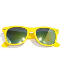 Wayfarer Vintage Green Mirror Lens Sunglasses Matte Yellow Frame for Women - CO11NJ19BWH $11.64